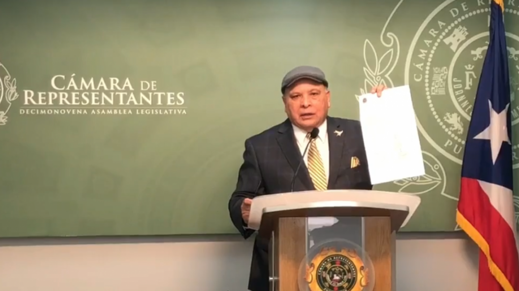  Propone refer&eacute;ndum sobre el aborto 