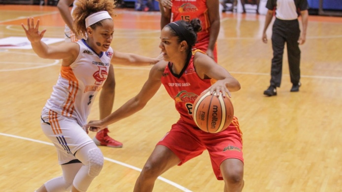 Jazmine SepÃºlveda fuera por el resto de la final del BSNF