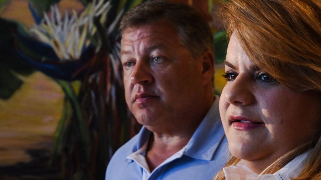  Congresistas visitan la Isla para evaluar trabajos de recuperaci&oacute;n 