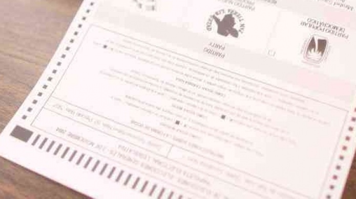 Encuentran papeletas electorales con votos en escuela de Utuado 