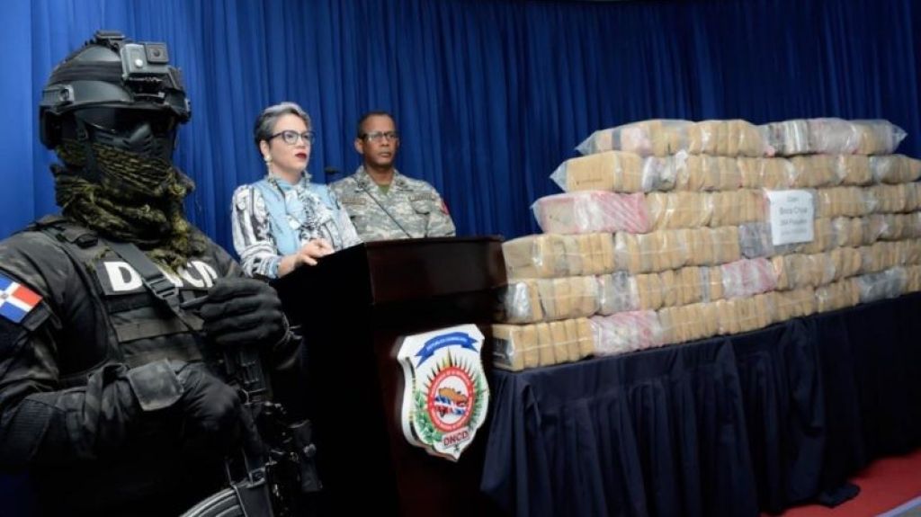  Decomisan 333 paquetes de cocaína que estaban ocultos entre matorrales 