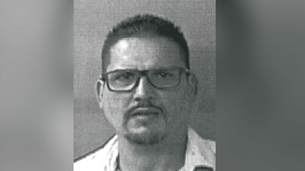  Hombre enfrenta cargos por agresi&oacute;n a agente y tentativa de soborno en Aguadilla 