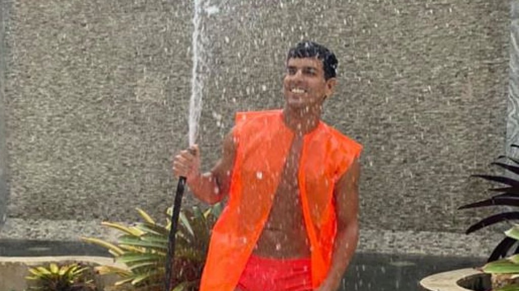  Arrestan a Tito El Bambino por conducir four track en la calle 