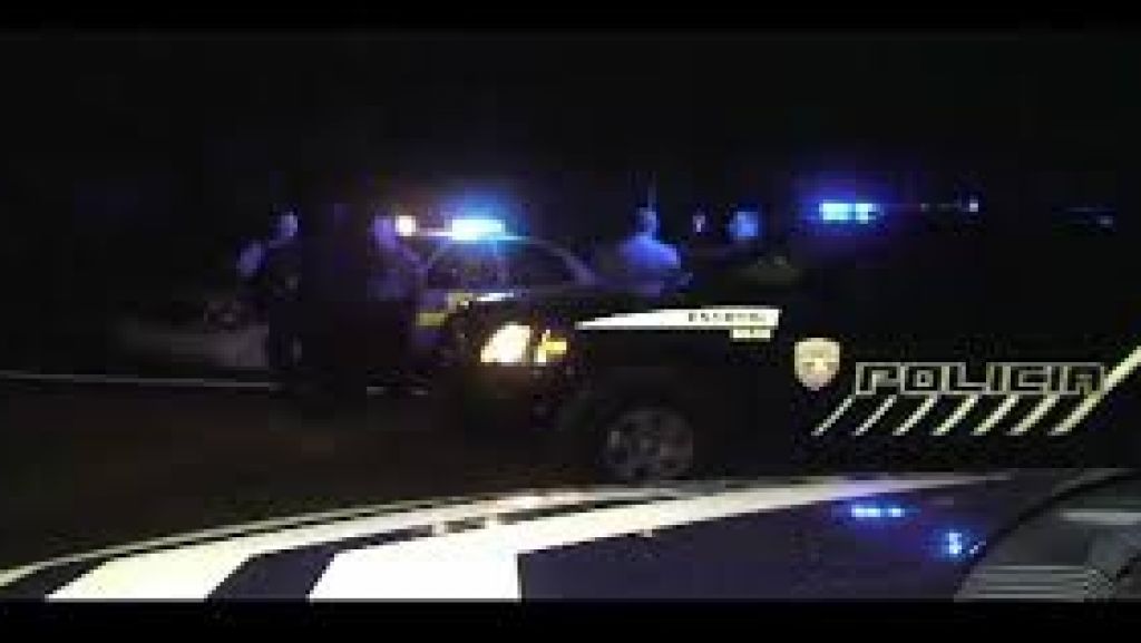  Tirotean a polic&iacute;as en Yauco anoche 