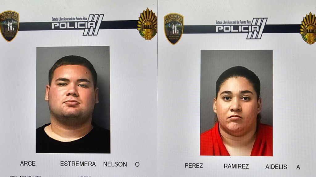  Ella trabaja de cajera en Walmart de Barceloneta y cunado su novio iba pagar la tarjeta, pagaba el mínimo, pero ella ponía como que pagaba mas 