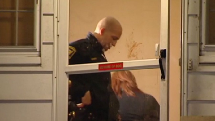 Padre mata accidentalmente a su hijo porque pensaba que era un intruso