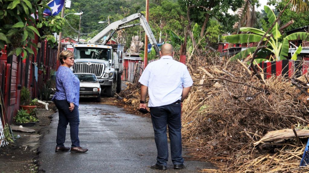 Alcaldesa de Ponce solicita a FEMA y Usace que aceleren los trabajos de limpieza en el pueblo