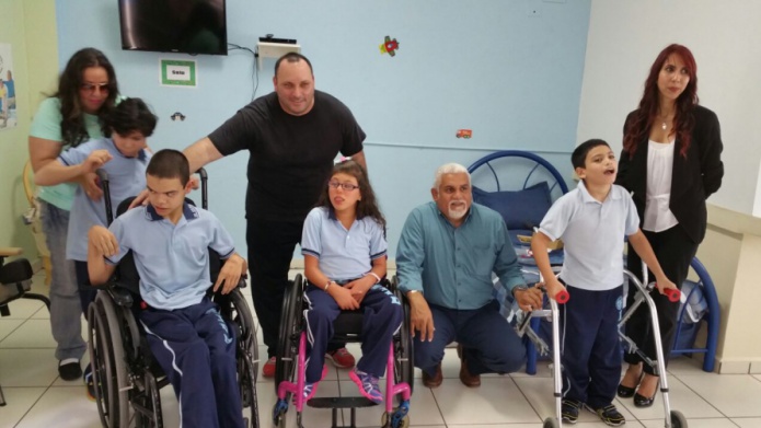 RE-INAUGURAN SALON DE EDUCACION ESPECIAL EN LA ESCUELA JOSE DE DIEGO DE AGUADILLA 