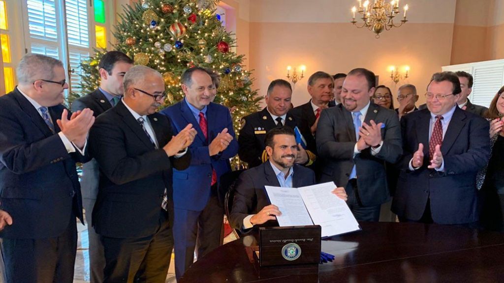  Gobernador establece Centros del Tercer Sector y Base de Fe en agencias de la Rama Ejecutiva 