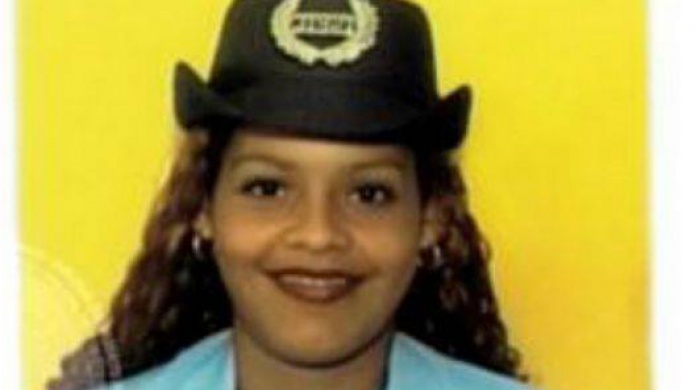 Solo 15 mil de fianza a mujer policia que disparo contra su esposo  