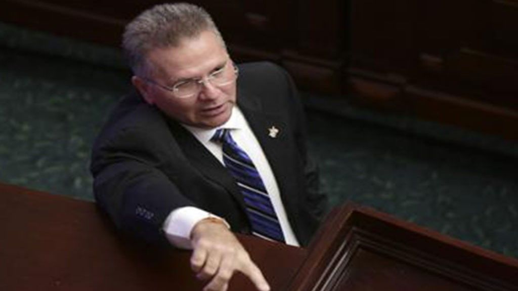  Jos&eacute; Aponte Hern&aacute;ndez hace llamado a presionar al Congreso a favor de la estadidad 