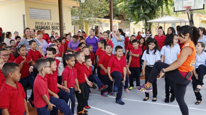 Primera Dama presenta Proyectos de Vida en Maricao