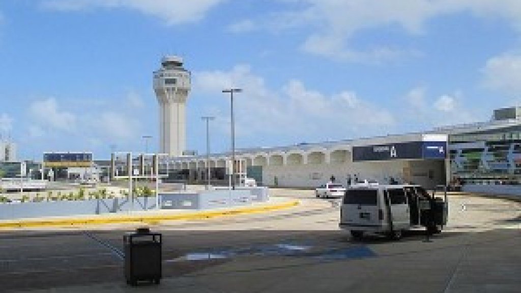  AEROSTAR confirma seis vuelos afectados por avería en sistemas FAA 