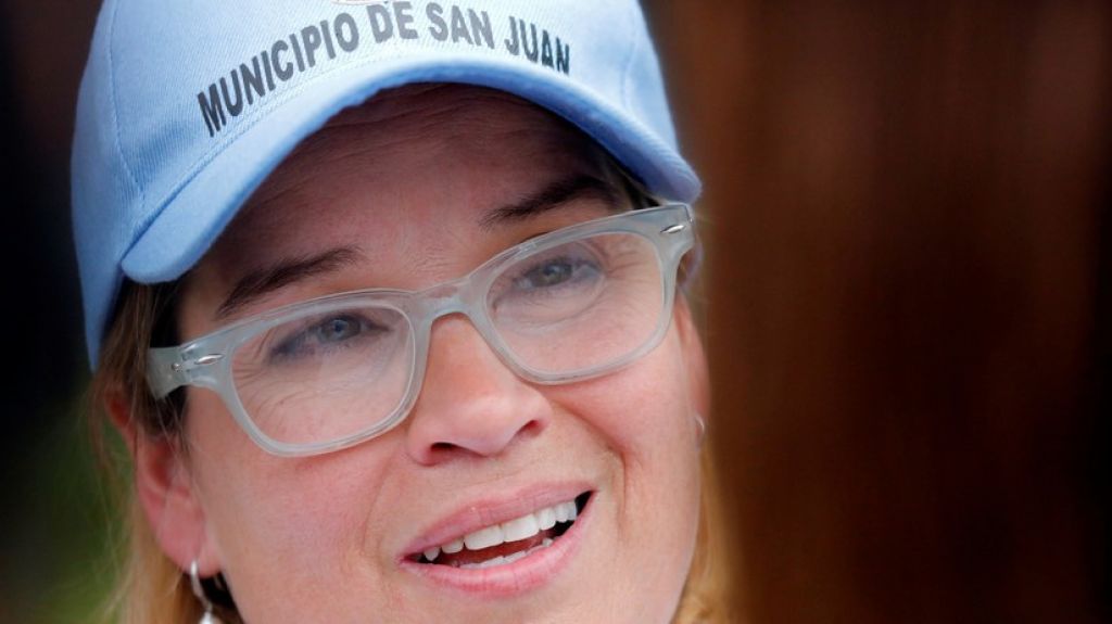  "Eres un cobarde": alcaldesa exige renuncia del gobernador de Puerto Rico por insultarla de manera obcena en un chat 