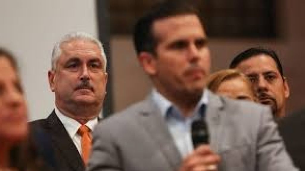  Thomas Rivera Schatz acepta disculpas del gobernador y le aconseja botar integrantes del &ldquo;chat&rdquo; de Telegram 