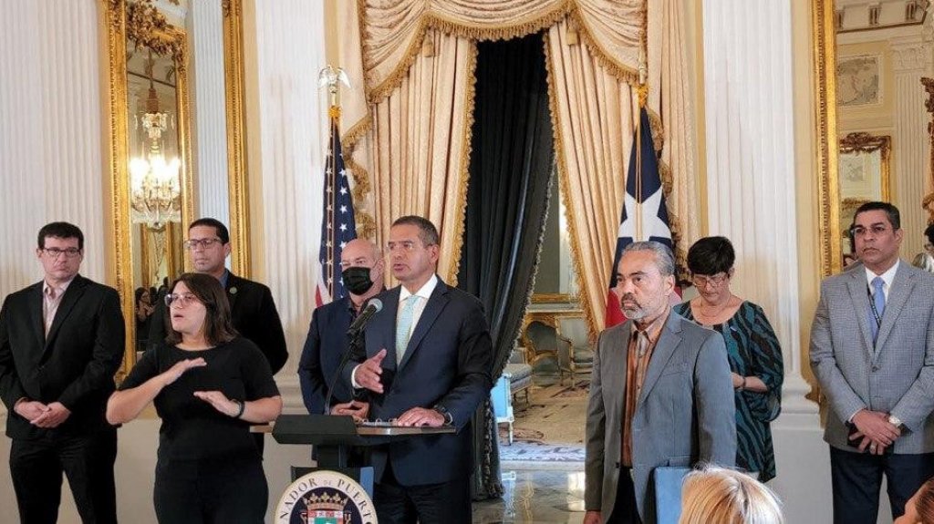  Gobernador propone sacar hasta 225.5 millones de d&oacute;lares del Fondo del Seguro del Estado para mitigar la luz y el agua 