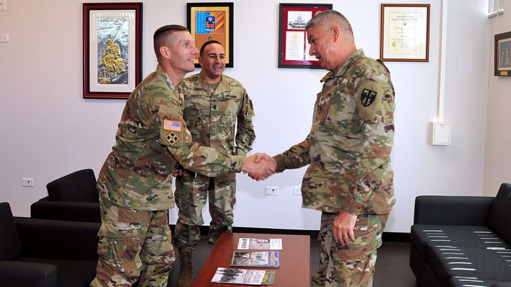  Guardia Nacional recibe la visita del Sargento Mayor del Ej&eacute;rcito de los EE.UU. 