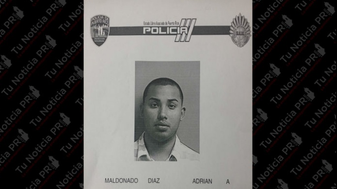 Comenzo a trabajar en "Auto Zone" de Gurabo, se preparo una tarjeta de puntos y el mismo se premiaba 