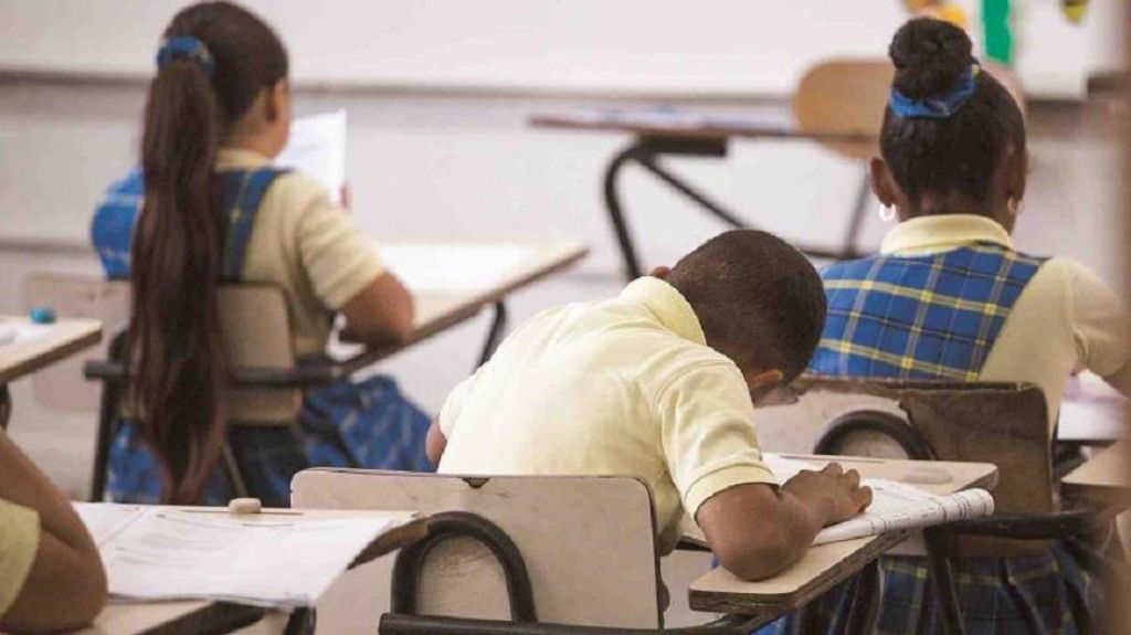  Educaci&oacute;n de Puerto Rico comienza reparaci&oacute;n de techos para 428 escuelas 