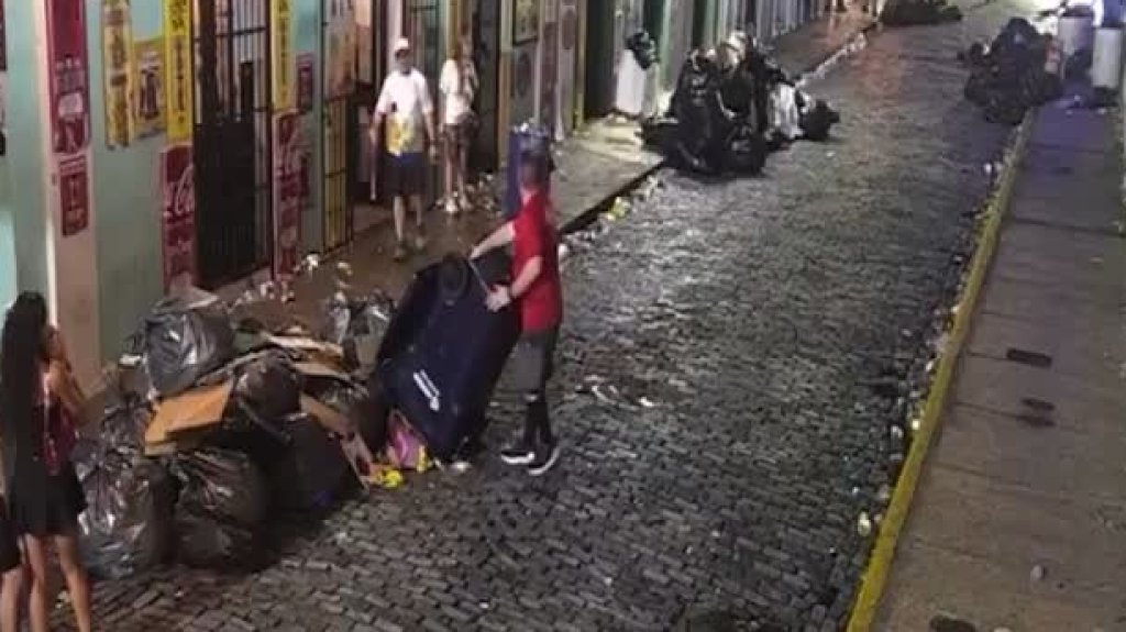  Video: Polic&iacute;a municipal multa a comerciante que sac&oacute; la basura algarete en Las Sanse 2026 
