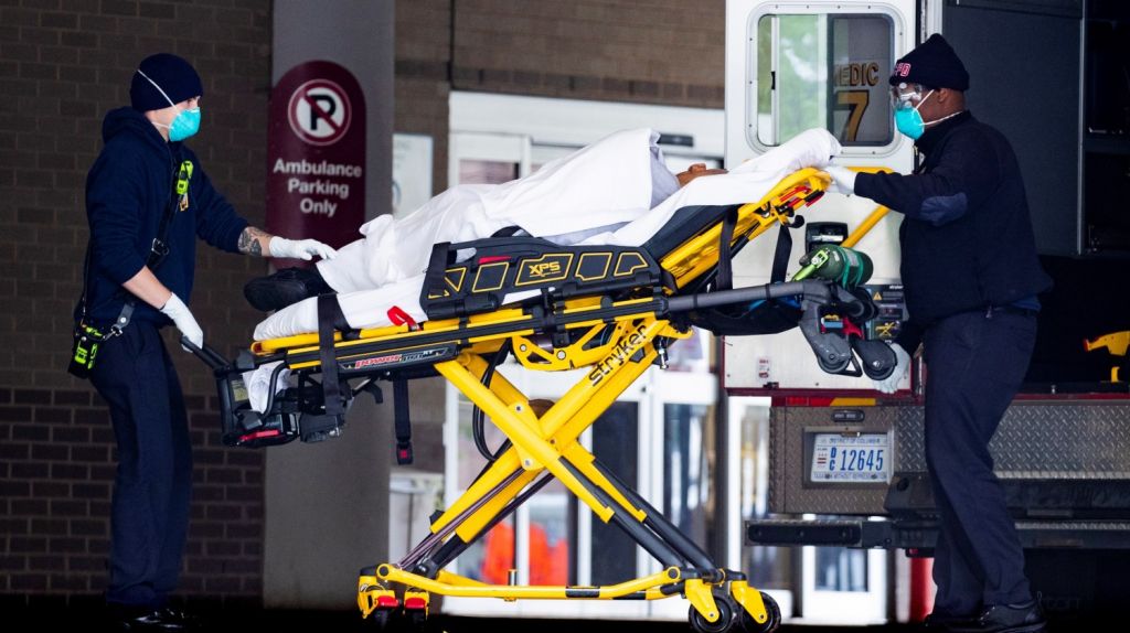  EE.UU. vuelve a rebasar los 30.000 casos diarios de COVID-19 y suma 119.654 muertos 