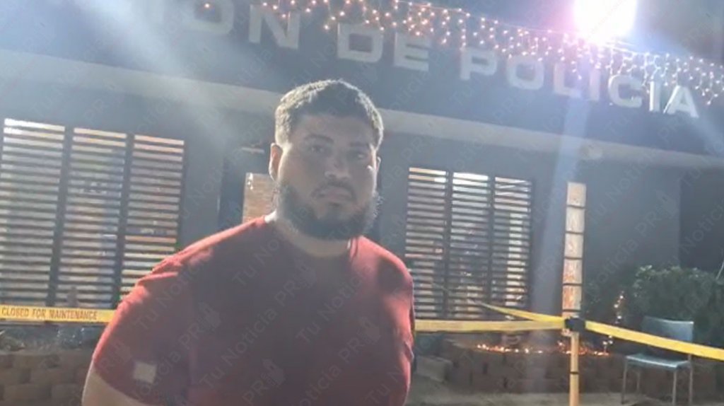  Video: Arrestan hijo de mujer polic&iacute;a &ldquo;Disparando al aire&rdquo; en Rio Piedras 