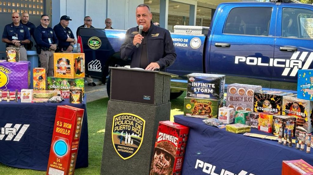  Video: Polic&iacute;a muestra si incautaci&oacute;n de mas de 2 millones de unidades de pirotecnia ilegal en PR 