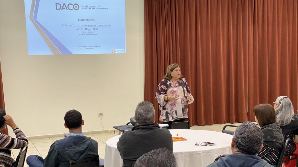  DACO readiestra a funcionarios para fiscalizar ventas del madrugador 