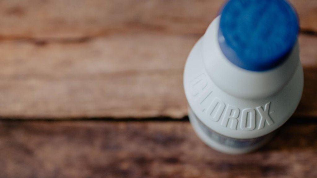  Acusan en EE.UU. a una familia por vender un blanqueador t&oacute;xico como falsa droga &ldquo;milagrosa&ldquo; contra el covid-19 y otras enfermedades severas 