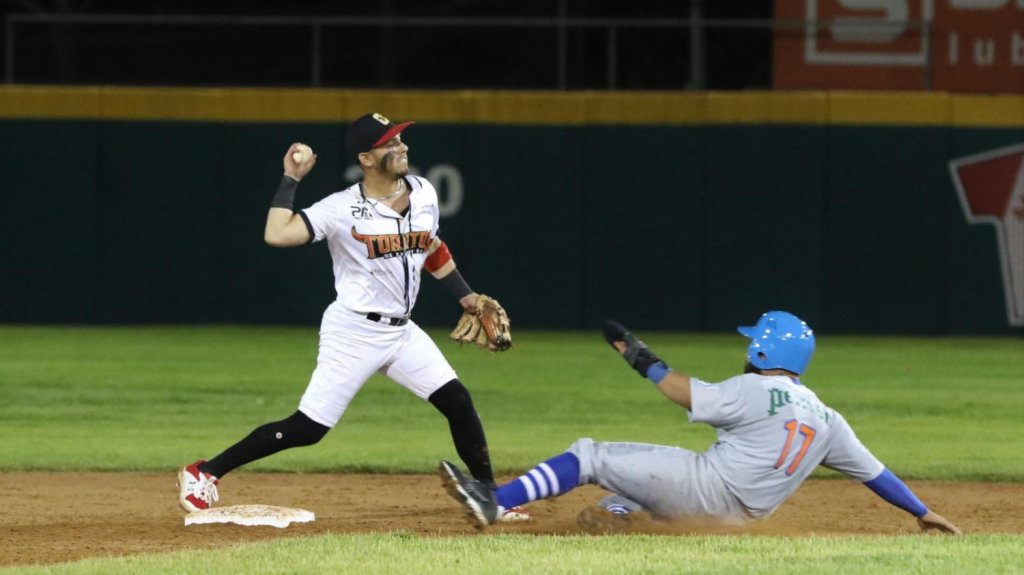  Carnaval de Campeones: Toritos sólidos con 4-0 y Arenosos logran primer triunfo 