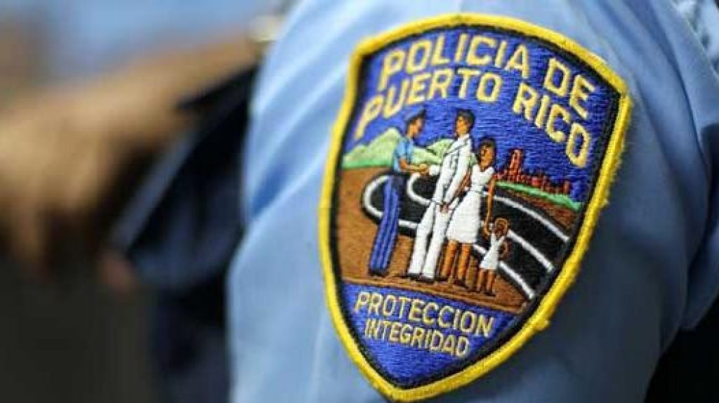  Le roban 12 mil d&oacute;lares que dej&oacute; dentro de un auto en supermax de Bayam&oacute;n 