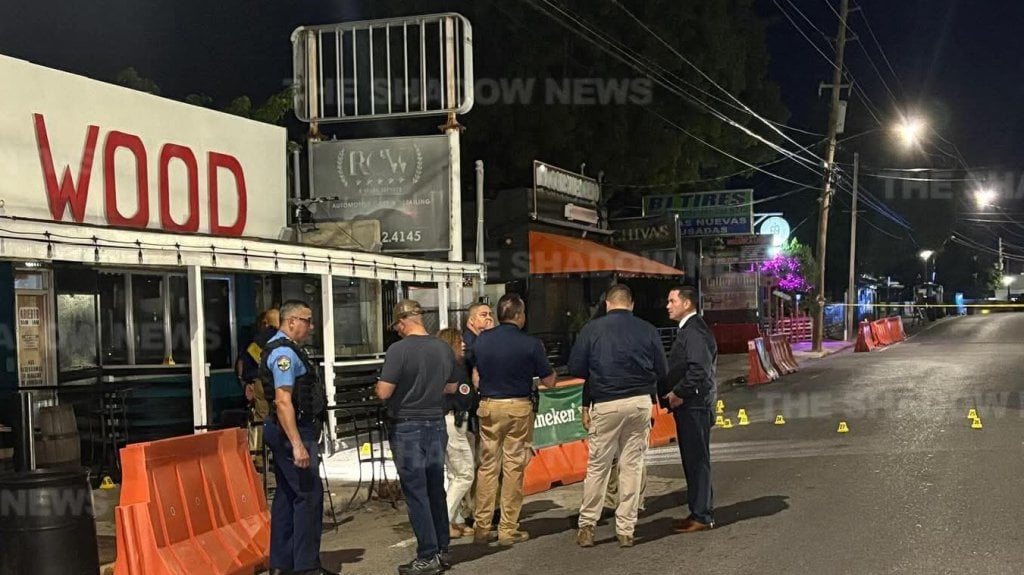  Tiroteo esta madrugada en negocio de Ponce deja un muerto y dos heridos 