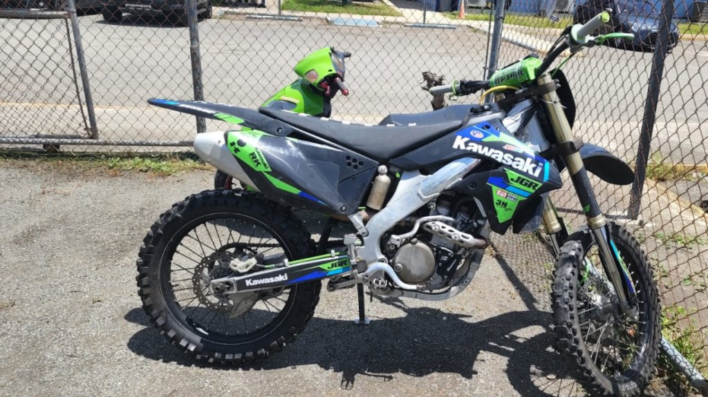 Arrestan en Carolina menor que intentaba vender por &ldquo;Facebook&rdquo; una motora robada 