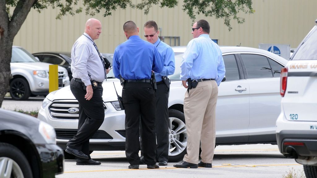  Muere hombre atrincherado en ciudad del noroeste de Florida 