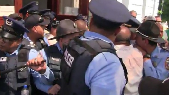 Censuran "intimidaciÃ³n" a empleados del Capitolio por parte de miembros de sindicatos que rodean el edificio