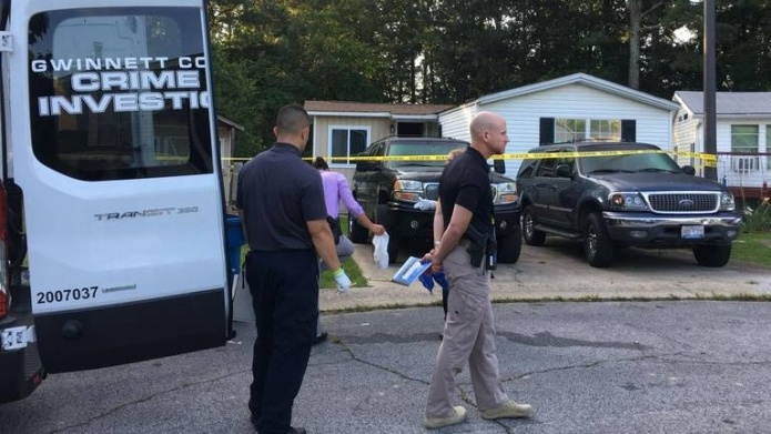 Hispana es acusada de asesinar a puÃ±aladas a cuatro hijos y su esposo en Georgia