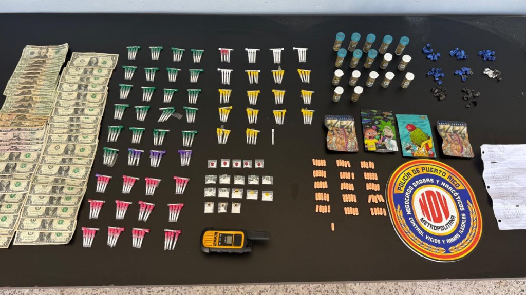  Policía arresta cuatro personas en intervenciones por drogas en San Juan 