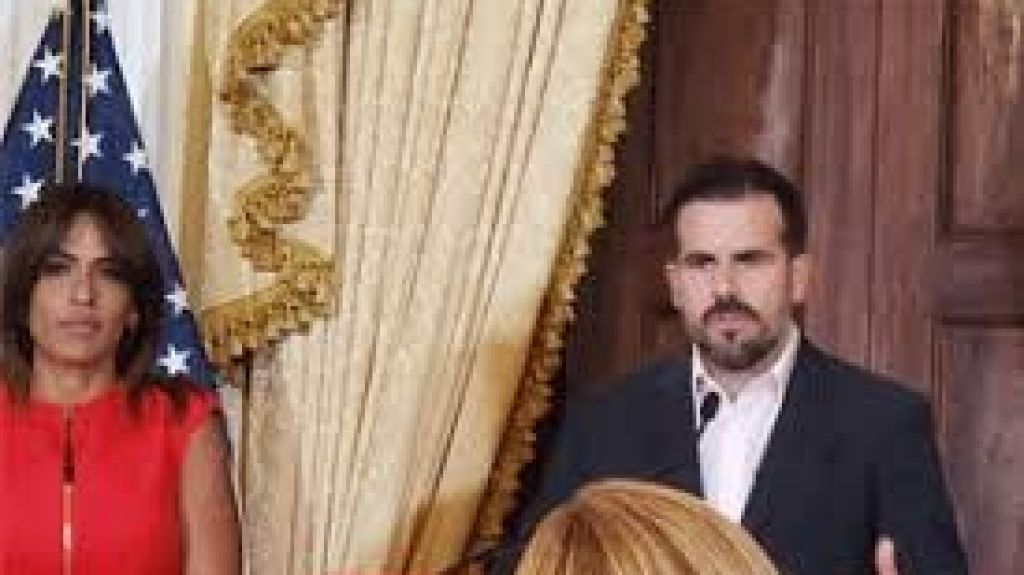  Gobernador y Procuradora de las Mujeres buscan garantizar servicios a v&iacute;ctimas de violencia de g&eacute;nero 