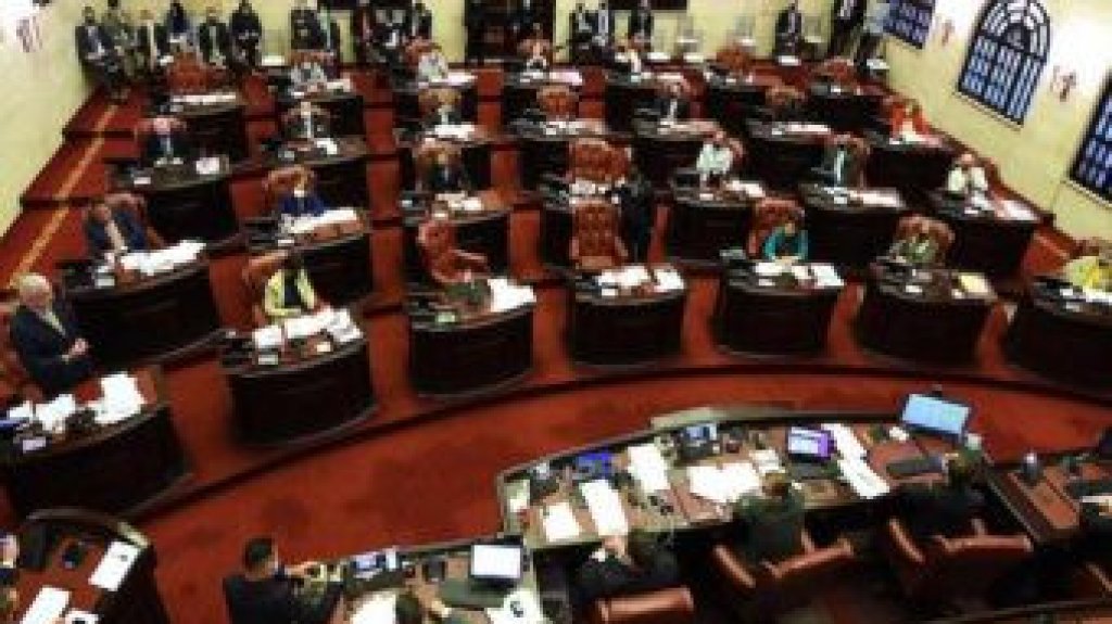  Senado aprueba “Family First Act” 