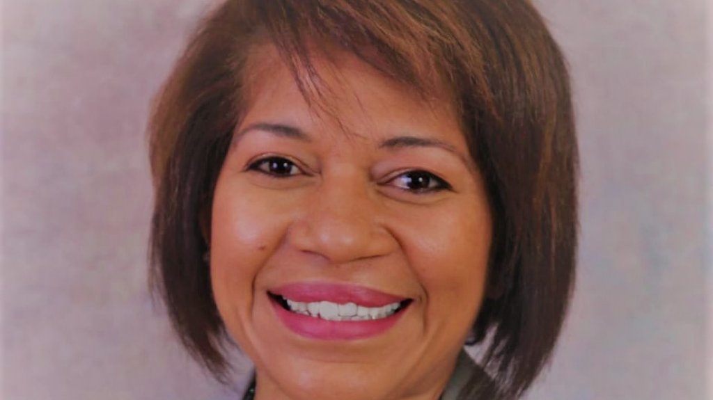  Candidata a senadora por Arecibo sugiere medidas para prevenir alta tasa de suicidios 