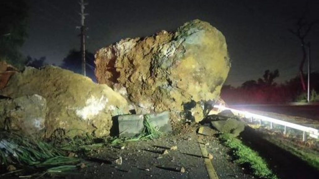  Cerrada por derrumbe carretera PR-6 en Bayam&oacute;n 