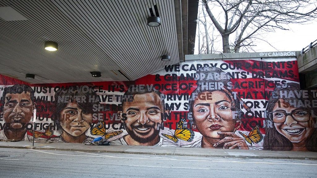  Latina muestra la diversidad de Atlanta en murales creados para la SuperBowl 