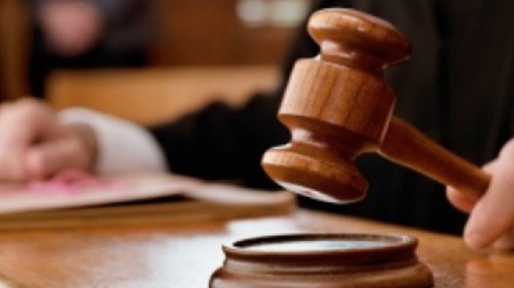  Cargos por violencia de g&eacute;nero contra sujeto que golpe&oacute; y rompi&oacute; celular de expareja 