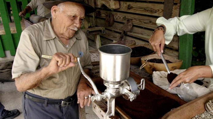El Gobierno de Puerto Rico quiere doblar la producción de café y cacao