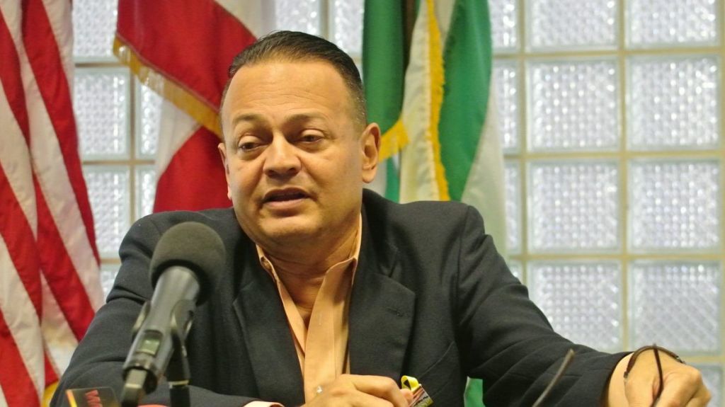  Alcalde Jorge Est&eacute;vez acude al tribunal en busca de paralizar cierre de escuelas en A&ntilde;asco 