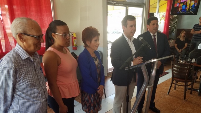 Senador Miguel Romero busca derecho al voto  a inmigrantes en Puerto Rico