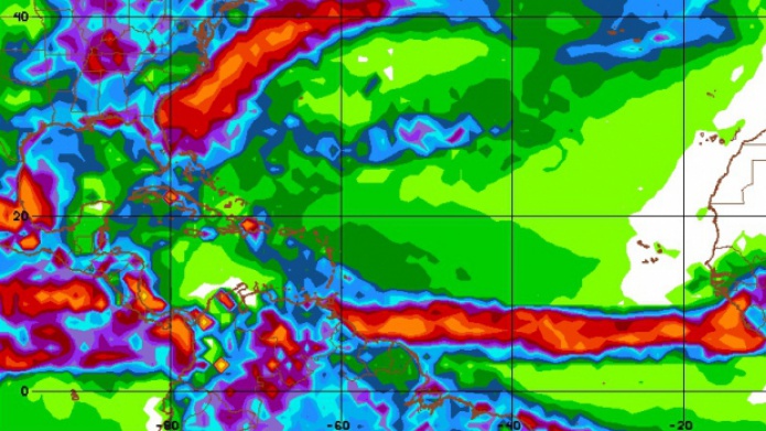 Intenso calor, densa bruma y escasas precipitaciones... Â¡Peligroso oleaje!