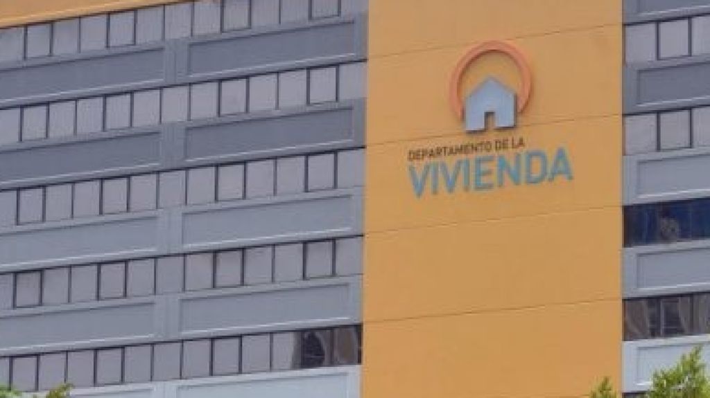  Roban caja fuerte de oficina de la AVP en Luquillo 
