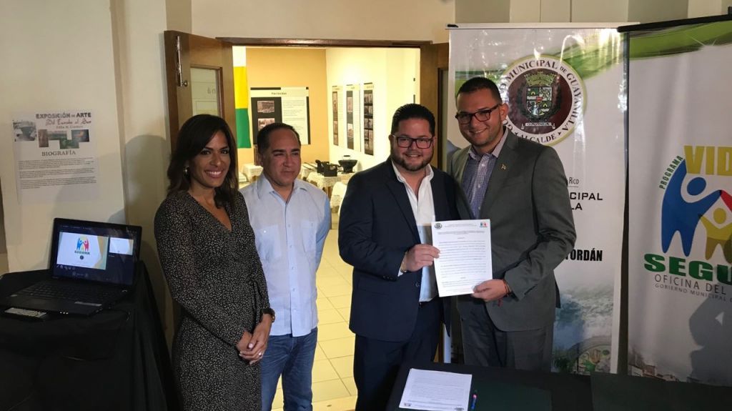  Procuradora de las mujeres participa de la inauguraci&oacute;n del programa vida segura en el municipio de Guayanilla 