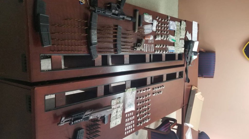  Ocupan armas en residencial de San Juan 